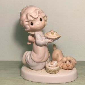Precious Moments Dropping Over For Christmas 1982 Figurine